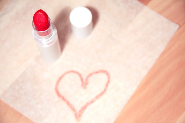 beauty-heart-lipstick-3144